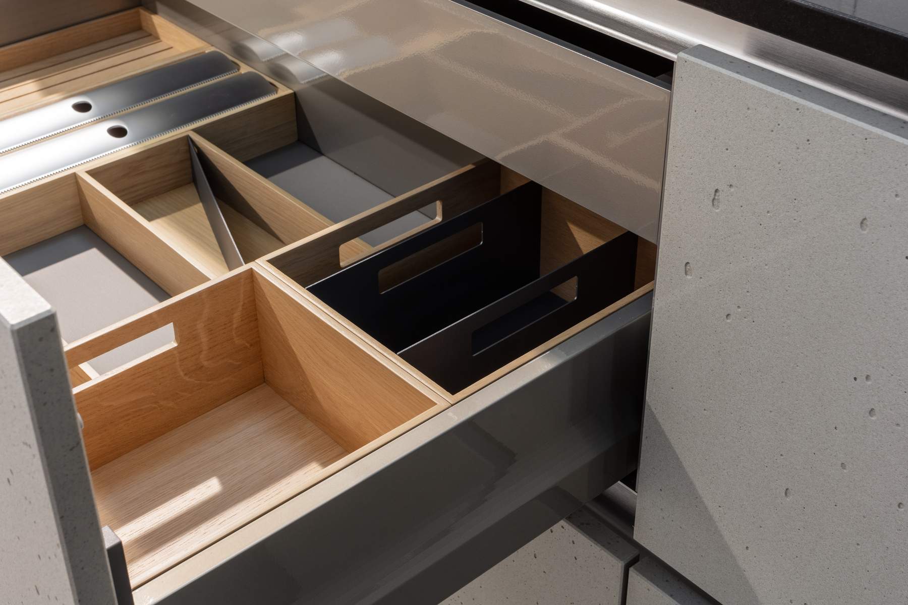 Hochglanz Systemat-Küche | Kurt Keller AG